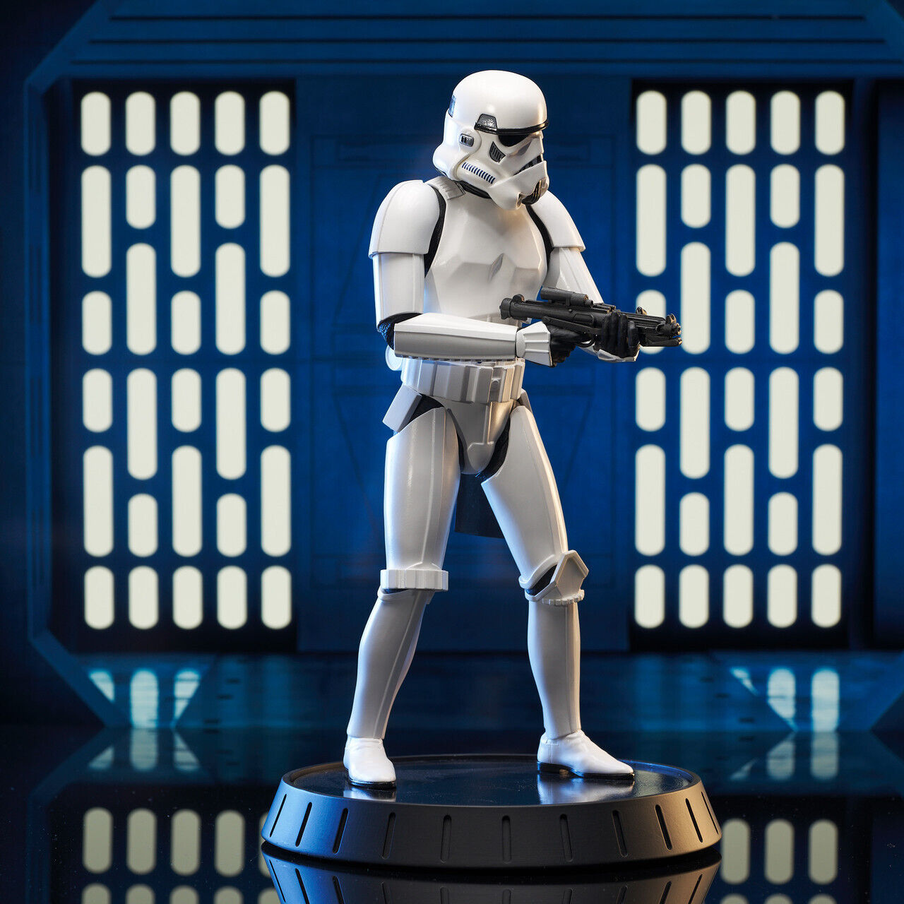 Star Wars Gentle Giant Milestones Stormtrooper 1:6 Scale Statue